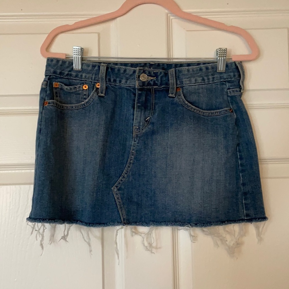 Levi’s denim mini skirt
